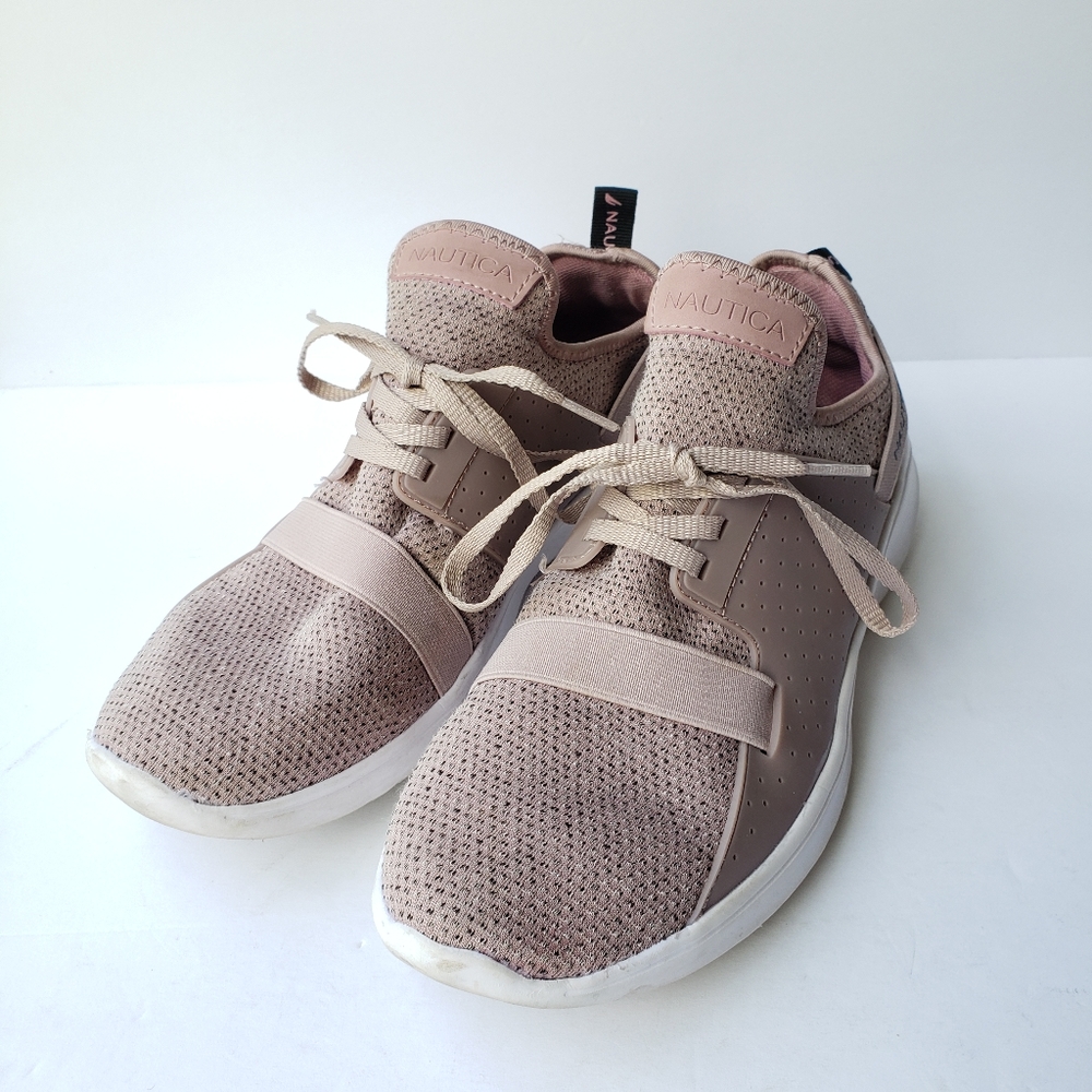 Nautica Like New "Raela" Lightweight Pink Sneakers